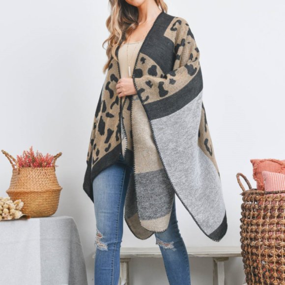 Women's Open Front Leopard Print Ruana Wrap Kimono - Picture 3 of 11